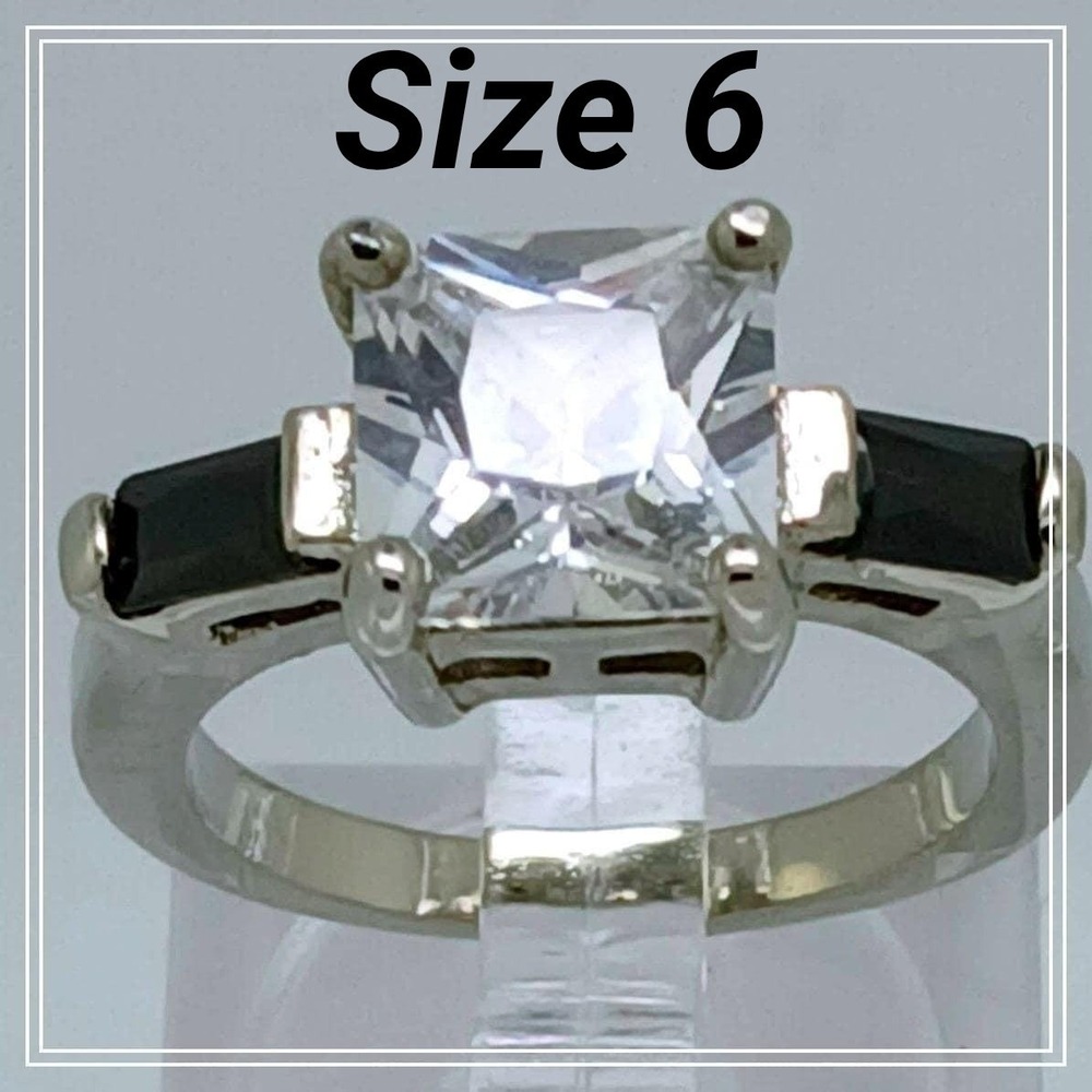 Vintage 3-Stone Gold GP Princess Cut Black Sim Diamond CZ Engagement Ring Size 6